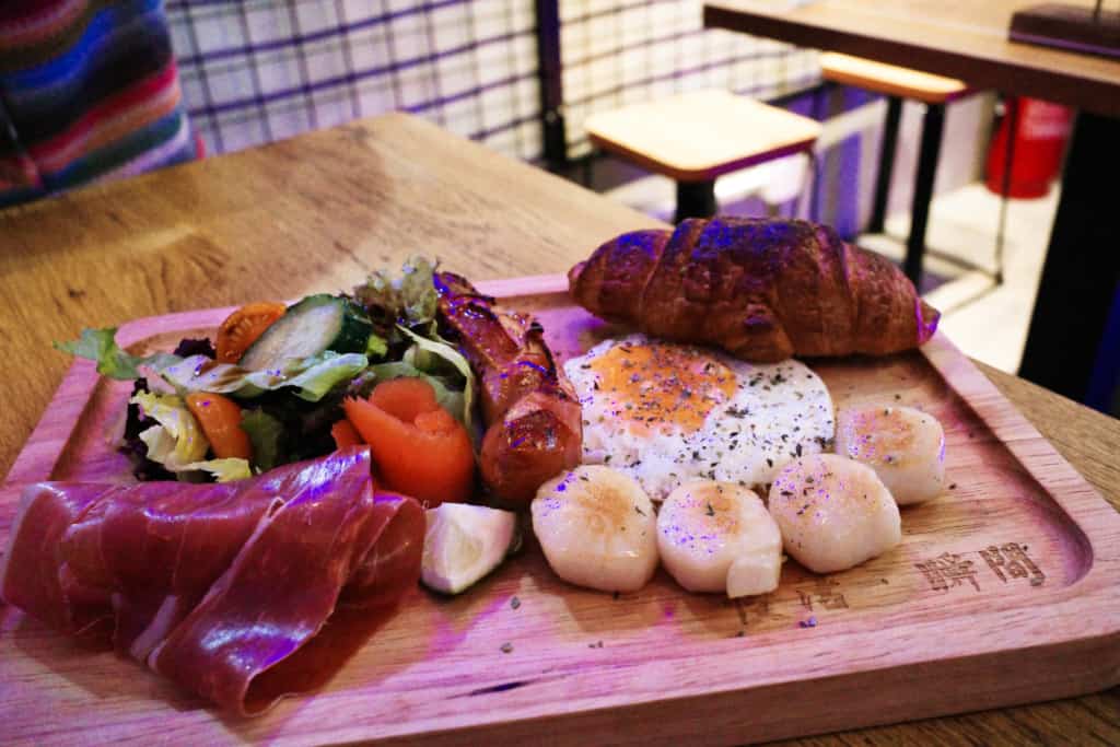 慢活瞬間長洲粒粒雪糕: 加拿大海洋帶子全日早餐