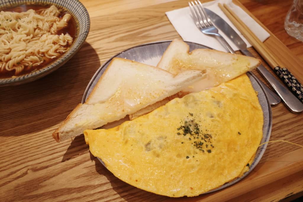 島中坊研: 奄列餐