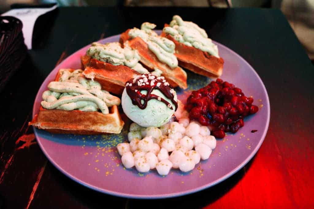 有料案內所-小丸子紅豆抹茶麻薯窩夫 $66